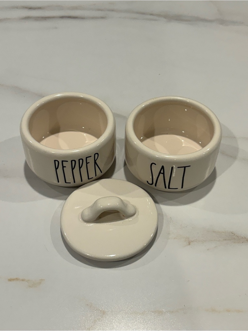 New Rae Dunn Salt & Pepper Stackers - Picture 2 of 4